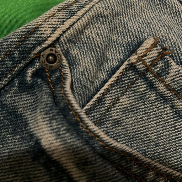 RVCA Denim Women's Faded Blue Jean Shorts size 26 - Picture 5 of 10